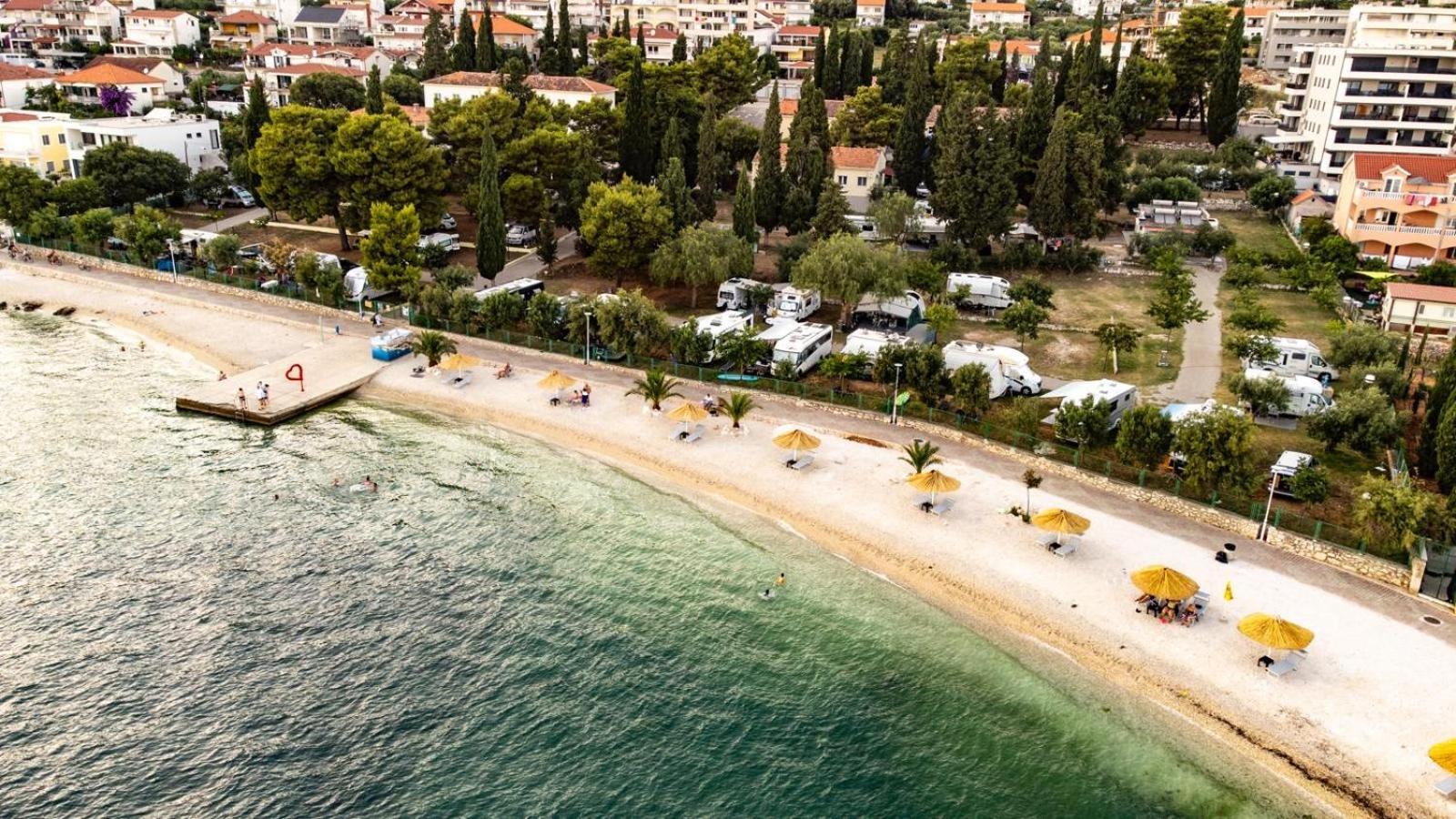 Apartments Teo Trogir Exteriör bild