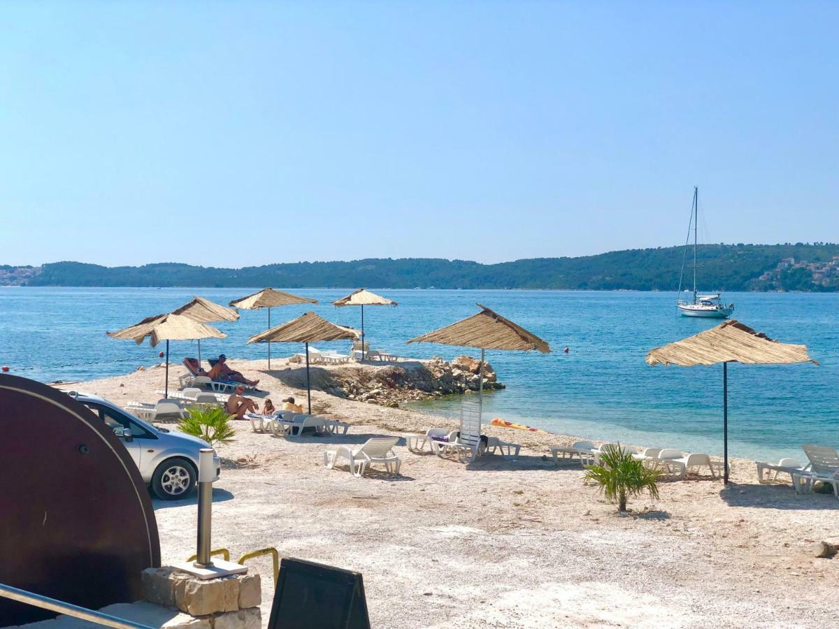 Apartments Teo Trogir Exteriör bild